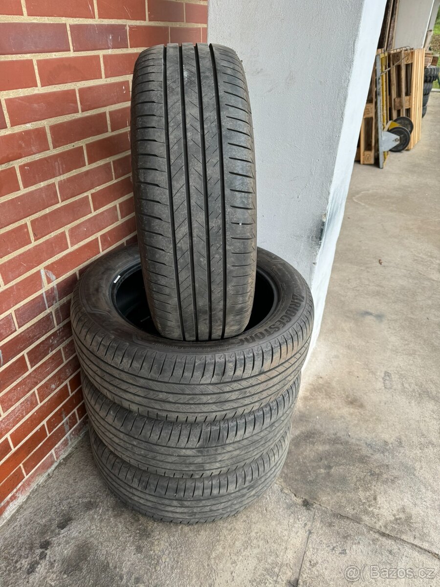 4ks nové 235/55 R19 Bridgestone Alenza, DOT2024 - 45%
