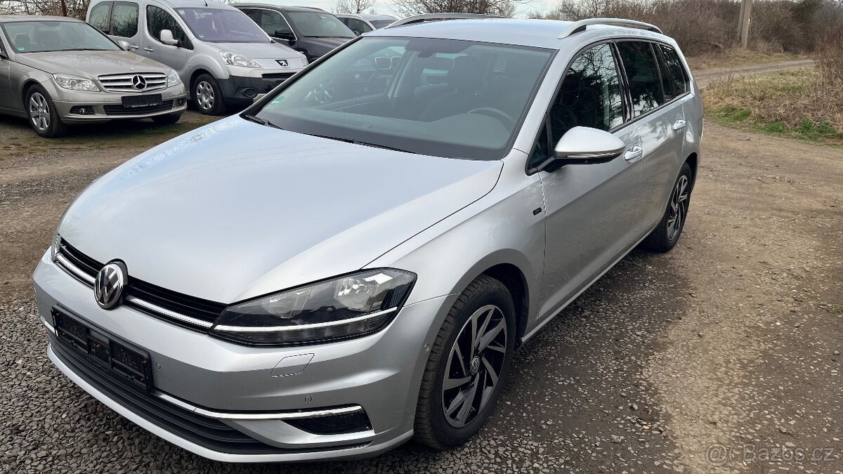 VOLKSWAGEN GOLF 1.6 TDI,RV.2019,85KW. EL.SERVISNÍ KNIHA.