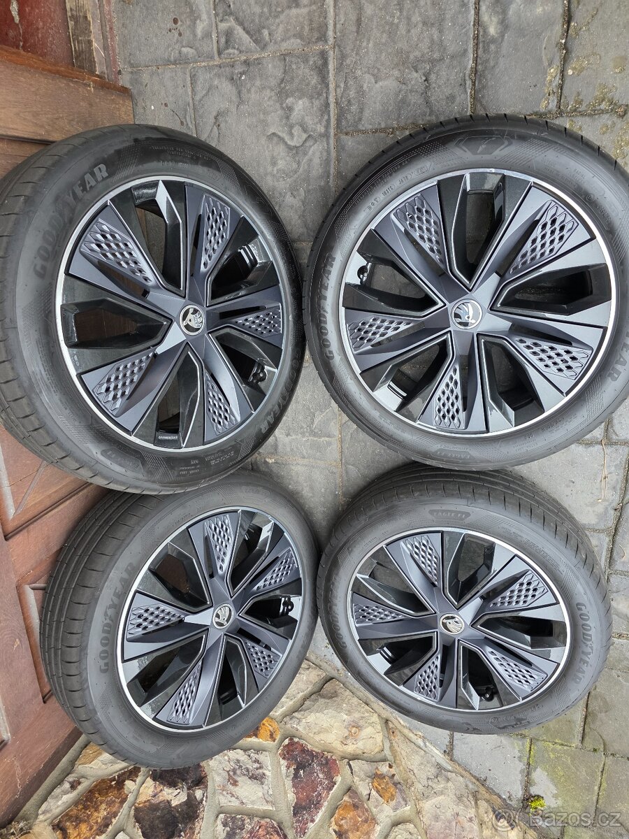 215/50/18 vč. alu 7Jx18, 5x112, ET45 sada
