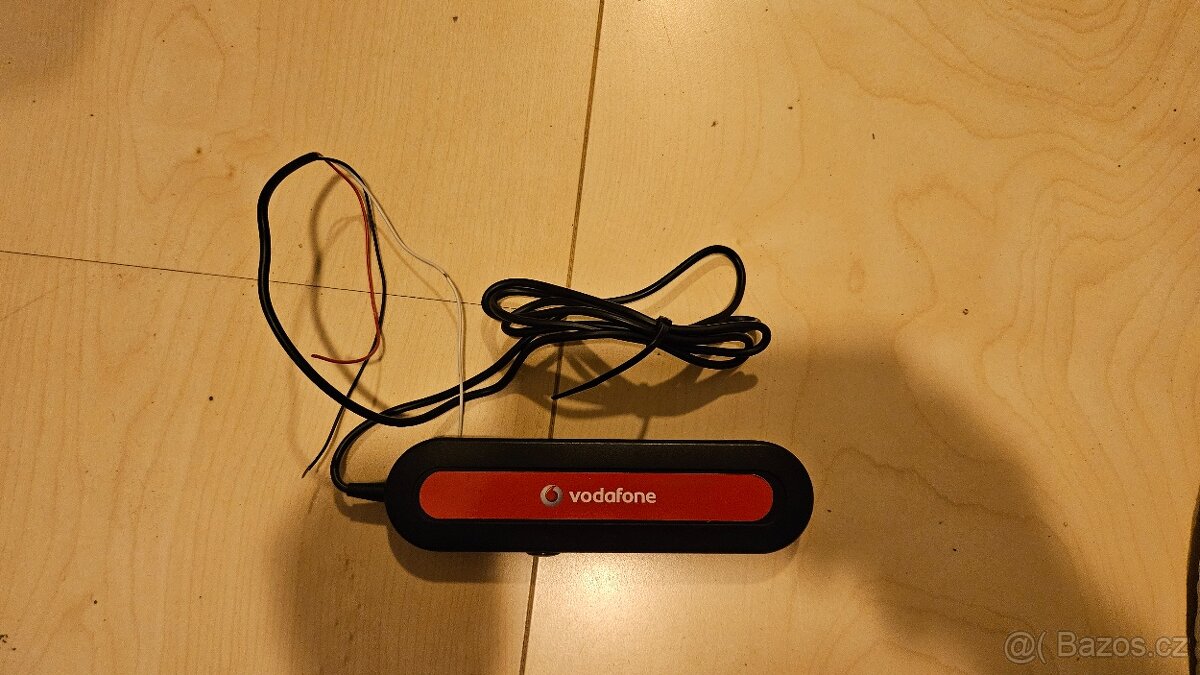 GPS/GSM jednotka pro hlídání auta Vodafone Automanažer