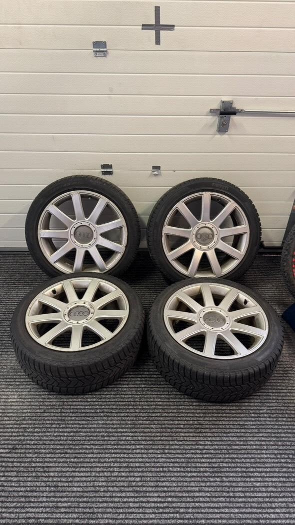 ALU + pneu Audi S3 8L R18