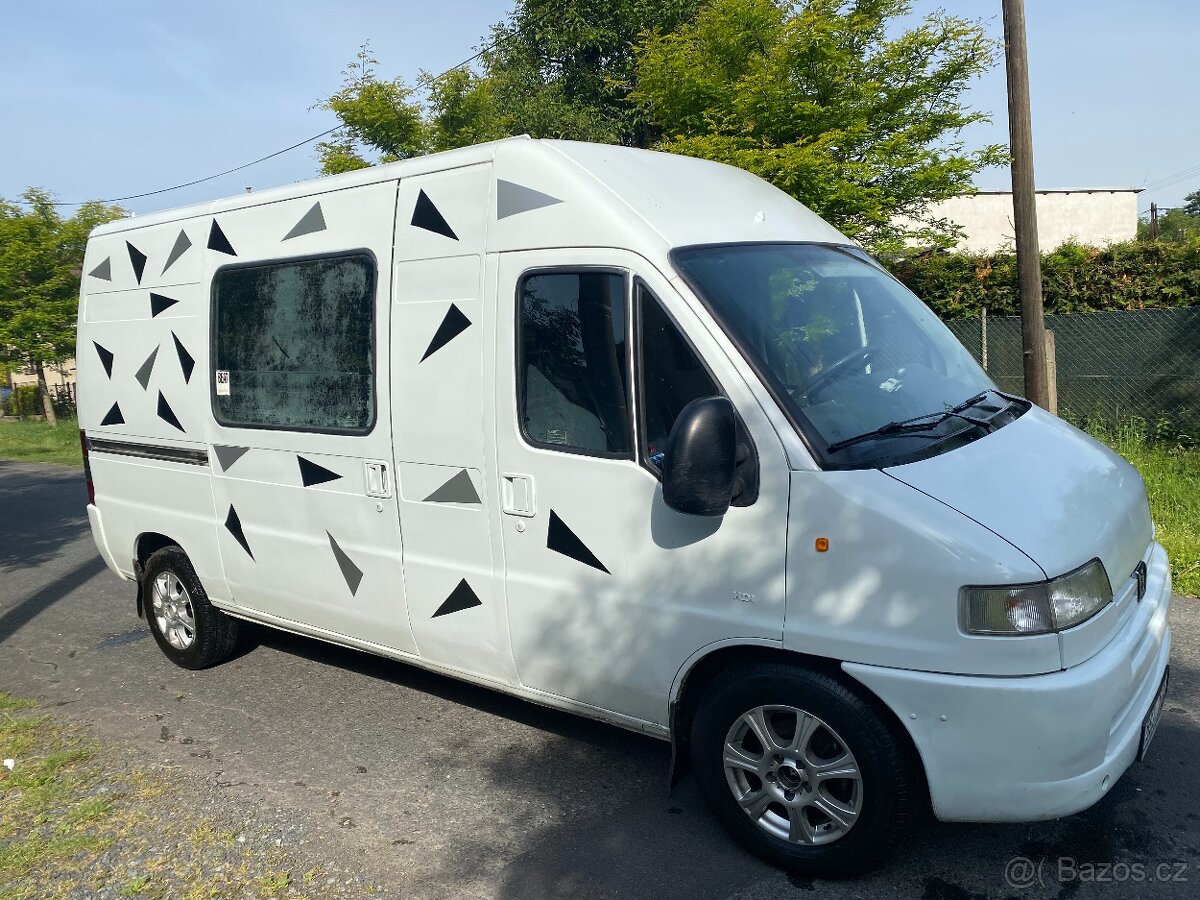 Peugeot Boxer 2.8 6 míst