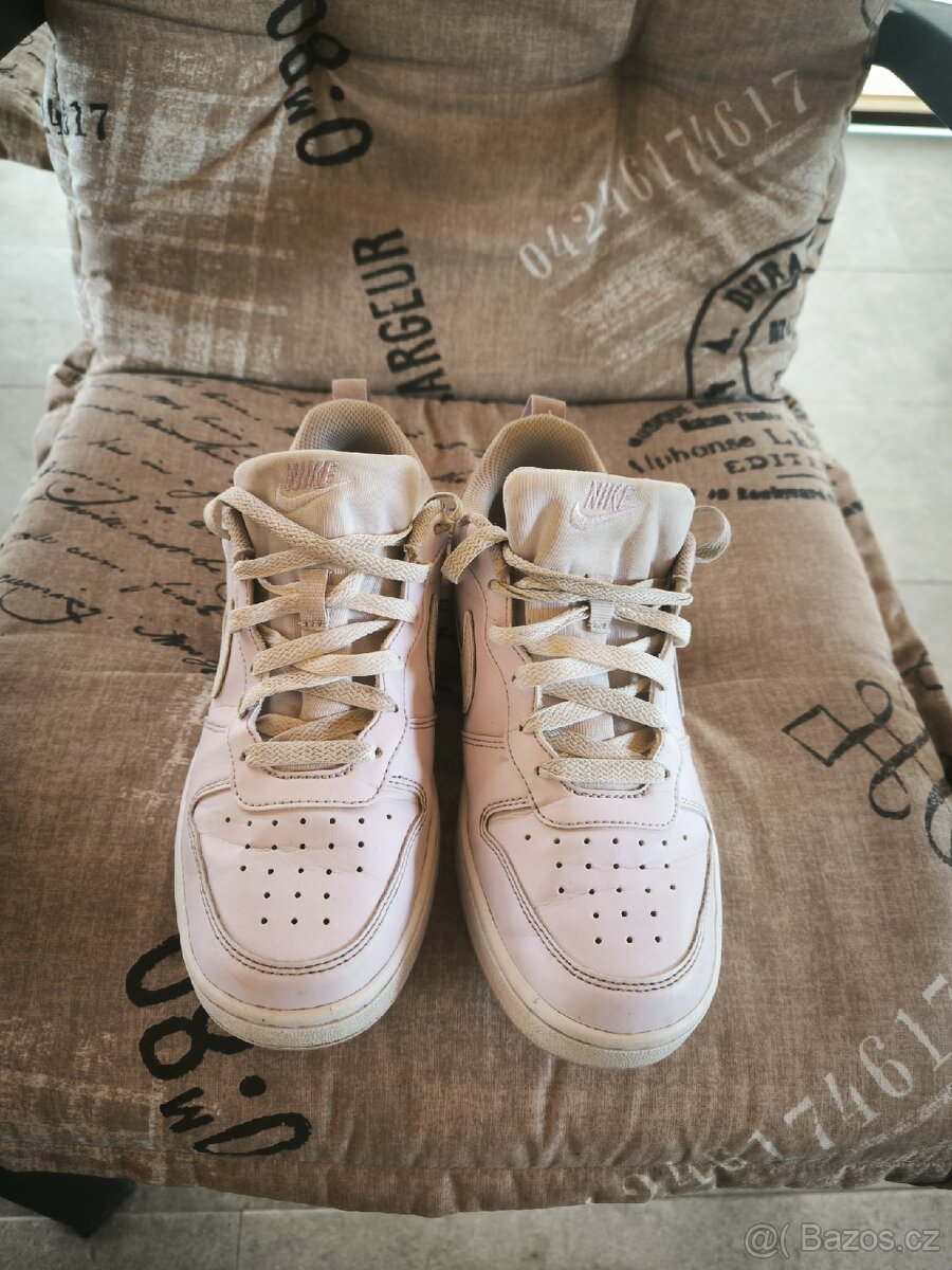 Dámské boty Nike v. 38