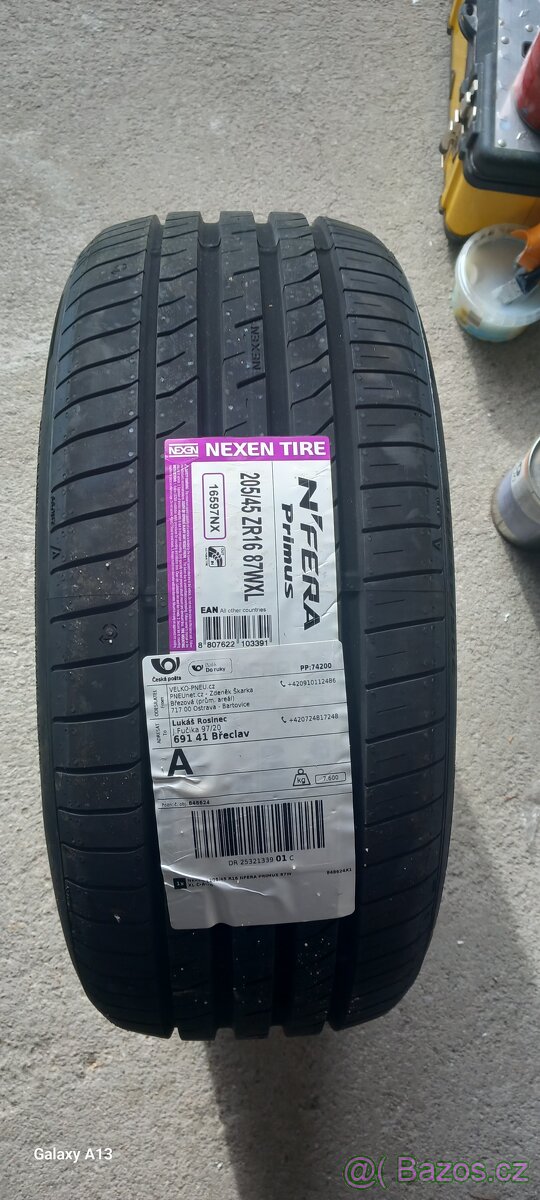 Nová pneu 205/45/16