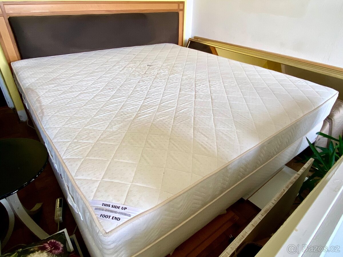 2 x postel z luxusního hotelu 200x180 90% sleva