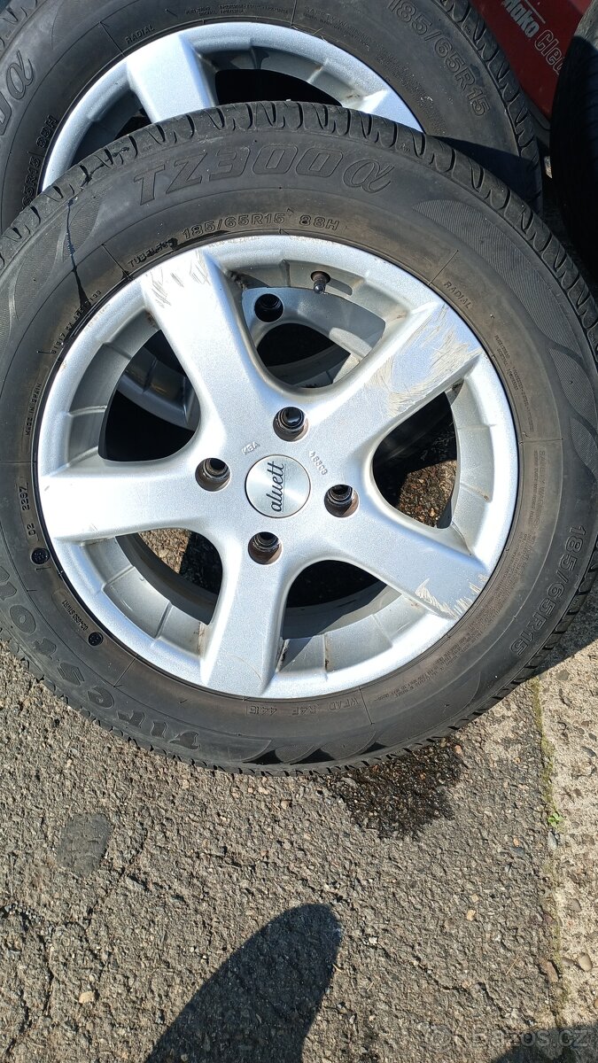 185/65 r15