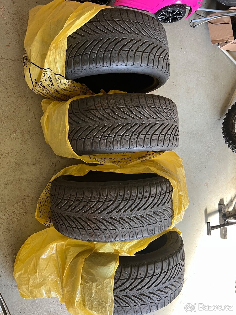 BFGoodrich 225/40/18 92V zimní