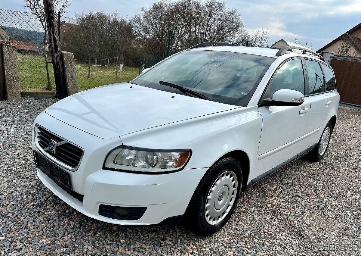 Volvo v50 1.6D 80kw VEŠKERÉ NÁHRADNÍ DÍLY