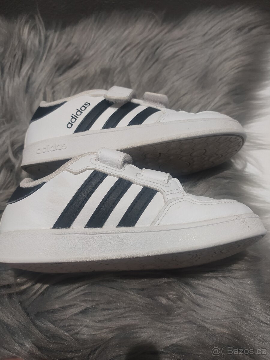 Dětské boty Adidas 26 EUR
