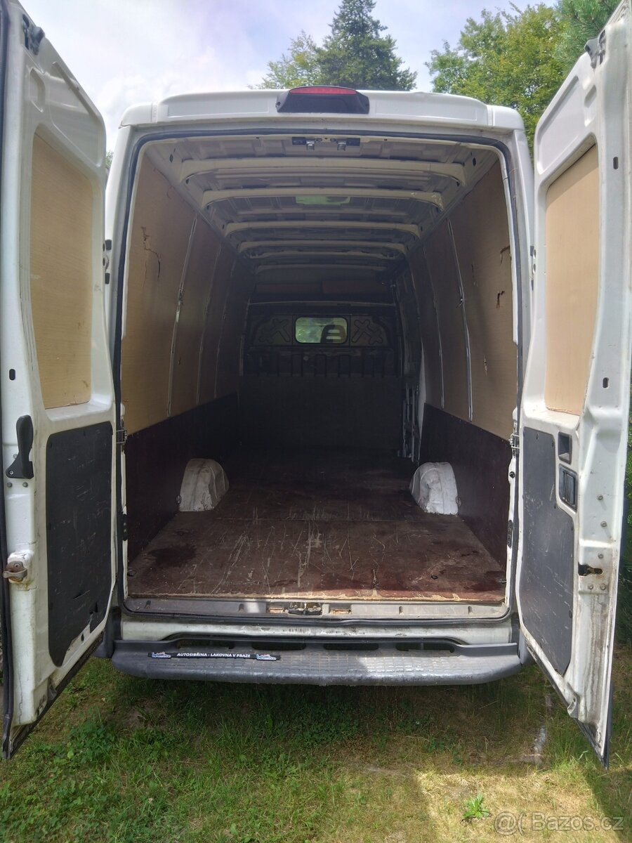 Pronajmu dlouhodobě i krátkodobě dodávku Iveco Dailly 6palet