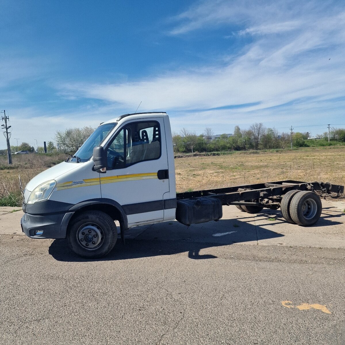 Iveco Daily 35 50 C - 6t.vozidlo bez nástavby.