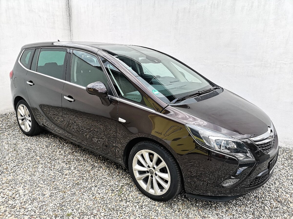 Opel Zafira 2.0 CDTi 121 kW Xenon. 7.Míst
