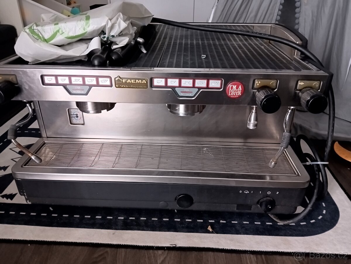 Kávovar Faema