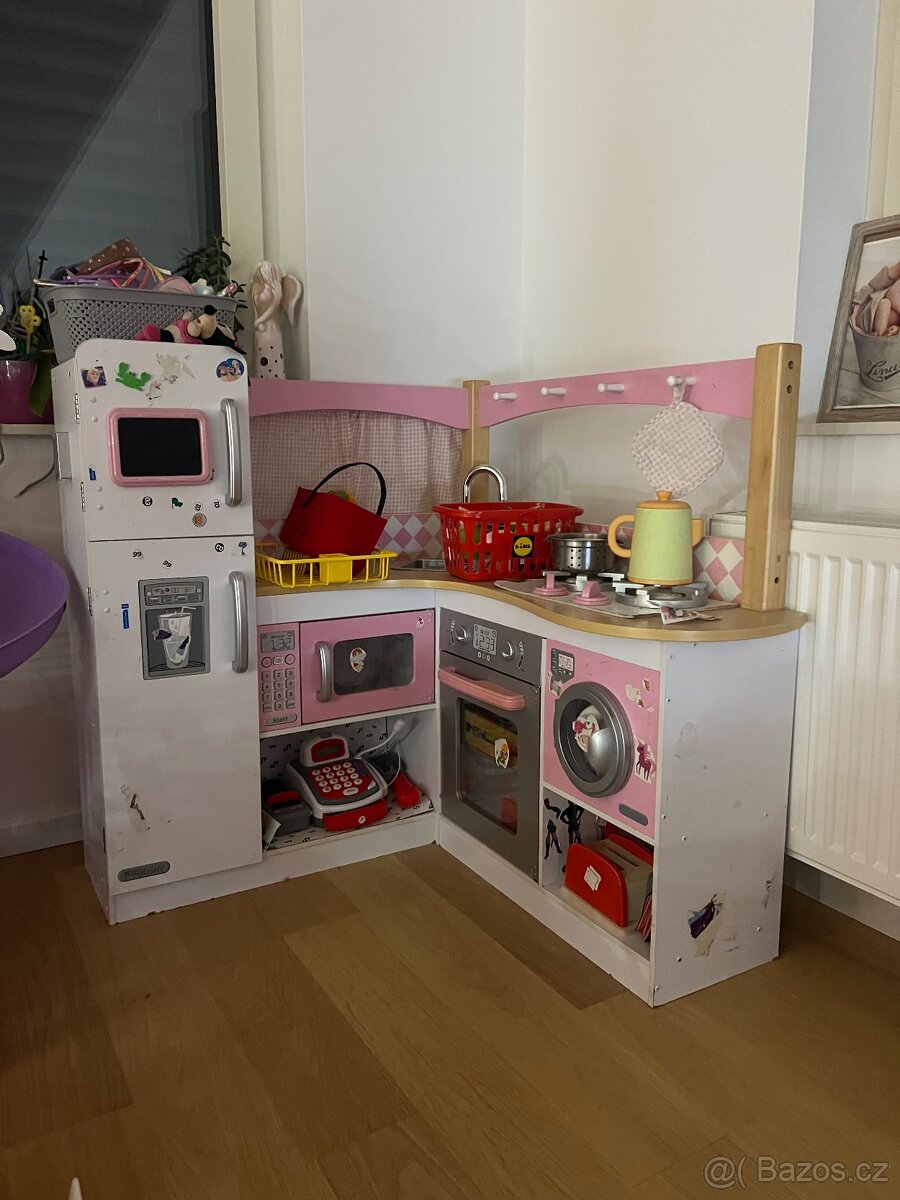 KidKraft 53185 Dětská dřevěná kuchyňka GRAND GOURMET