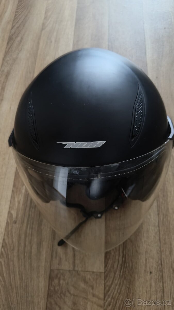 Prodám helmu NOX
