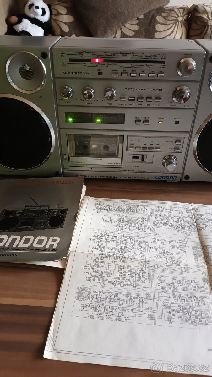 Prodám radiomagnetofon Condor