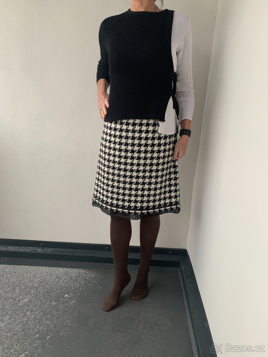 set sukně + svetřík - vel. S
