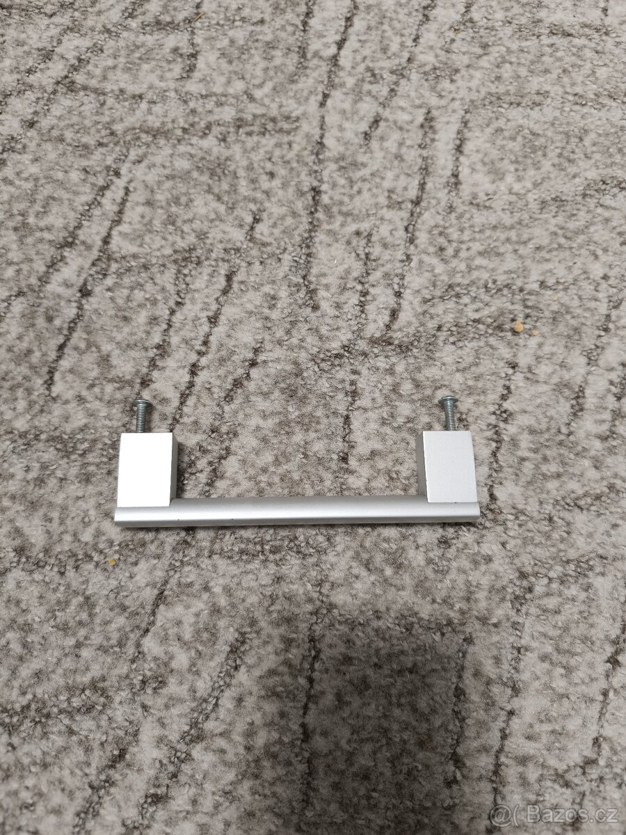 Kuchyňské úchyty nerez