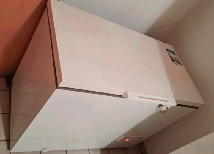 Plně funkční mrazák