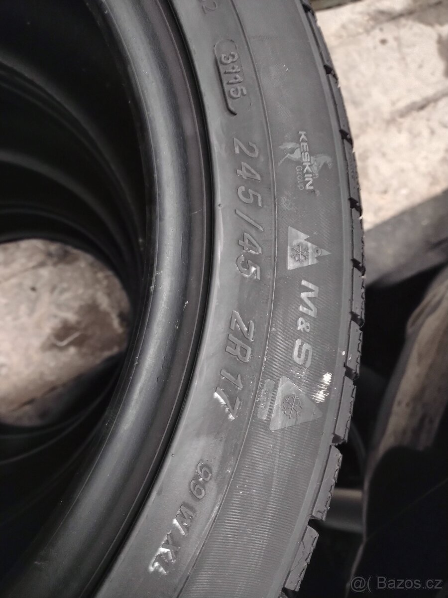 Prodám sadu pneumatik vhodné pro driftera,