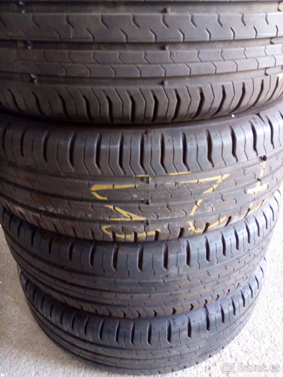 K prodeji sada letních pneu v rozměru 165/60 R 15