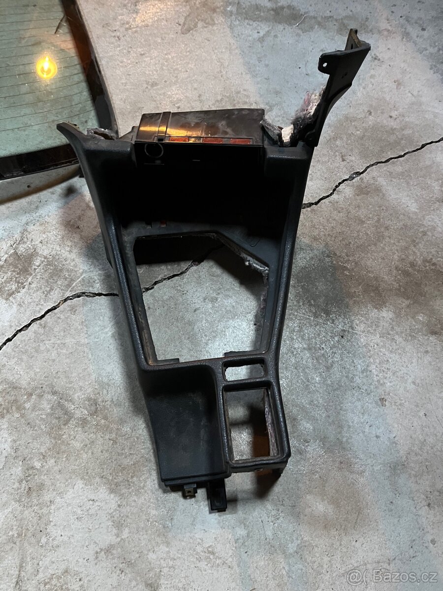 Tunel BMW E34