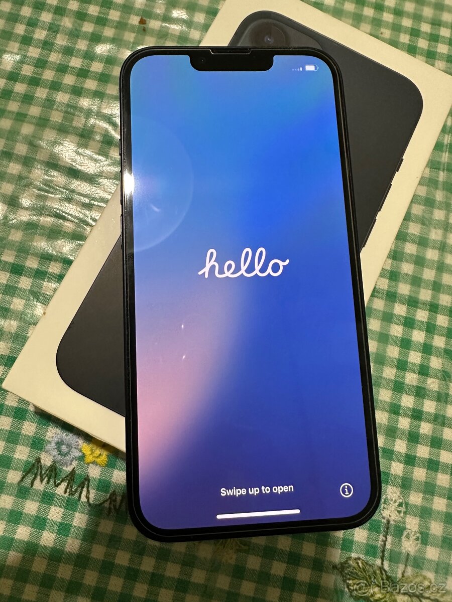 Prodám nový IPhone 13 128 GB zdarma Cellularline Sensation