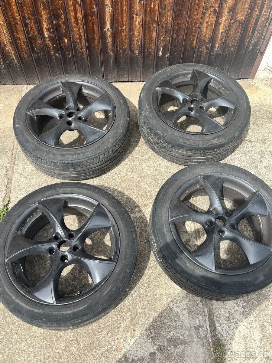 Alu kola R18 5x112