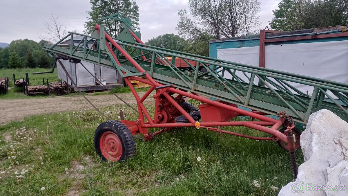 Výsuvný žebřík