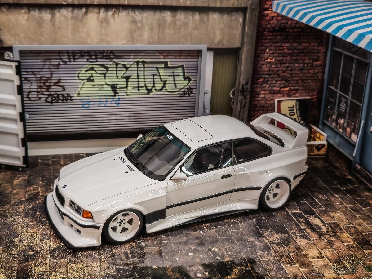 BMW E36 M3 Khyzyl 1:18 ottomobile