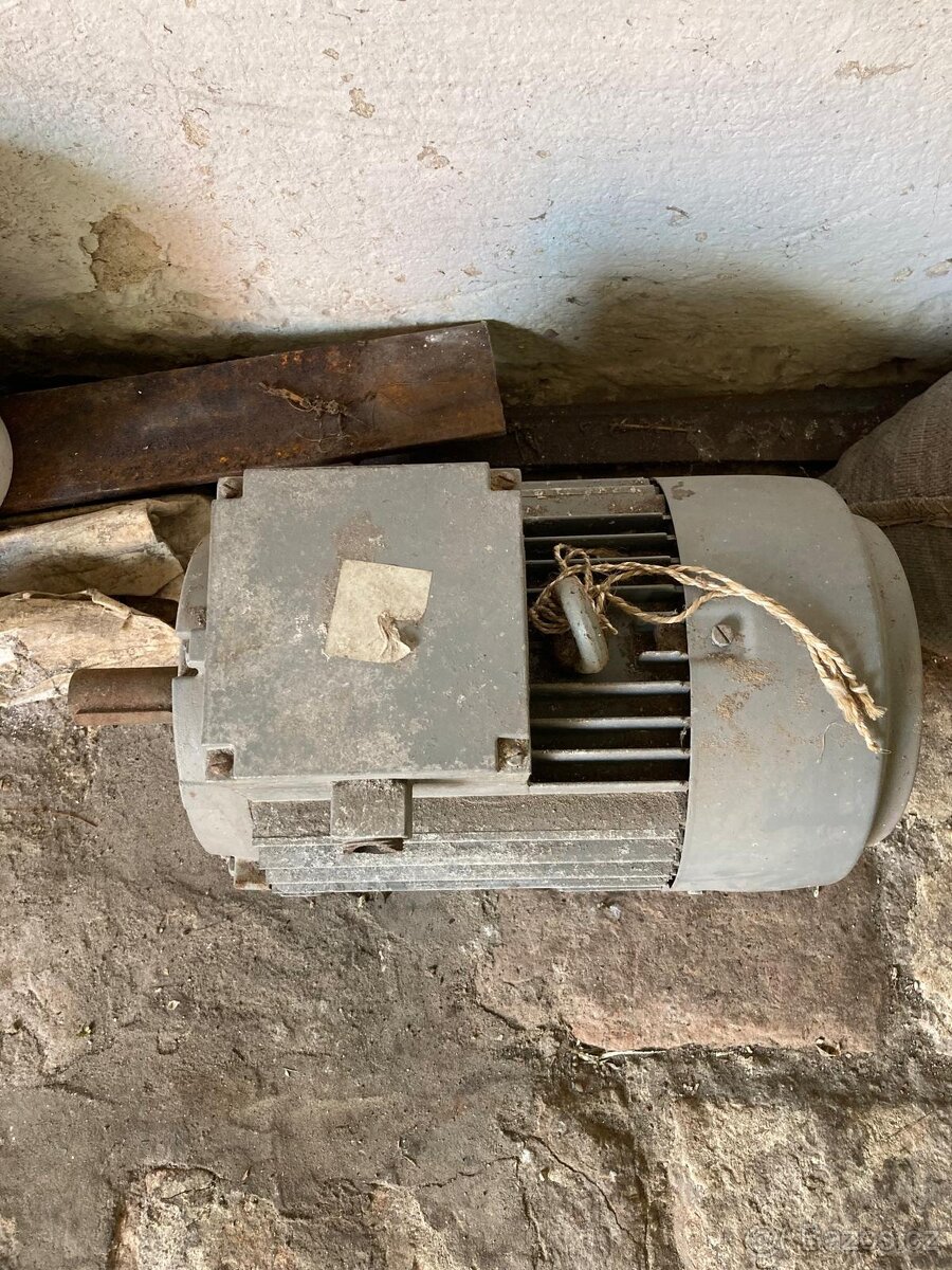 Elektromotor Mohelnice