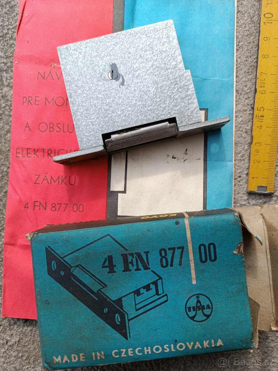 Elektrický zámek dveří TESLA 4FN 877 00