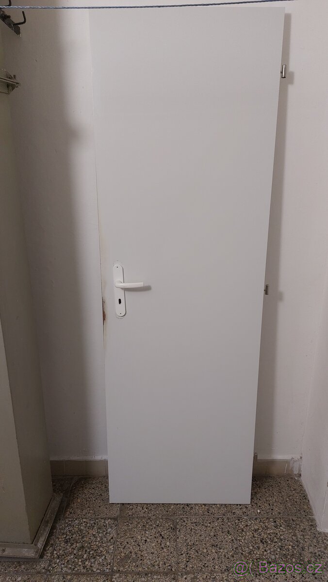 Prodám dveře Pravé 60