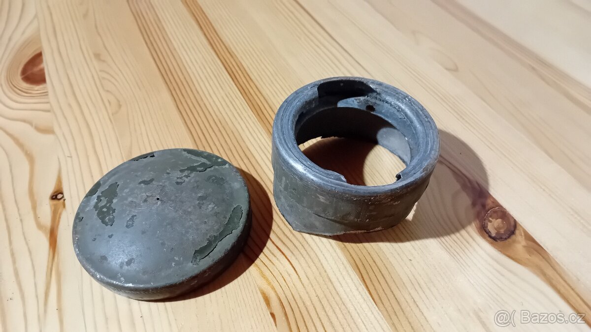 Prodám víčko s hrdlem nádrže Tatra 805 Rezervace