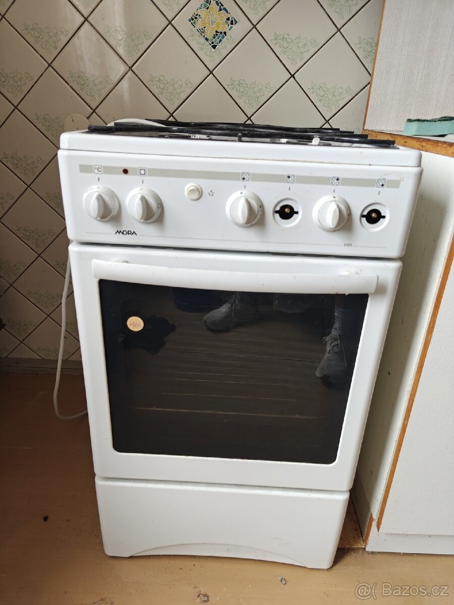 Prodám kombinovaný sporák / troubu Mora 2425
