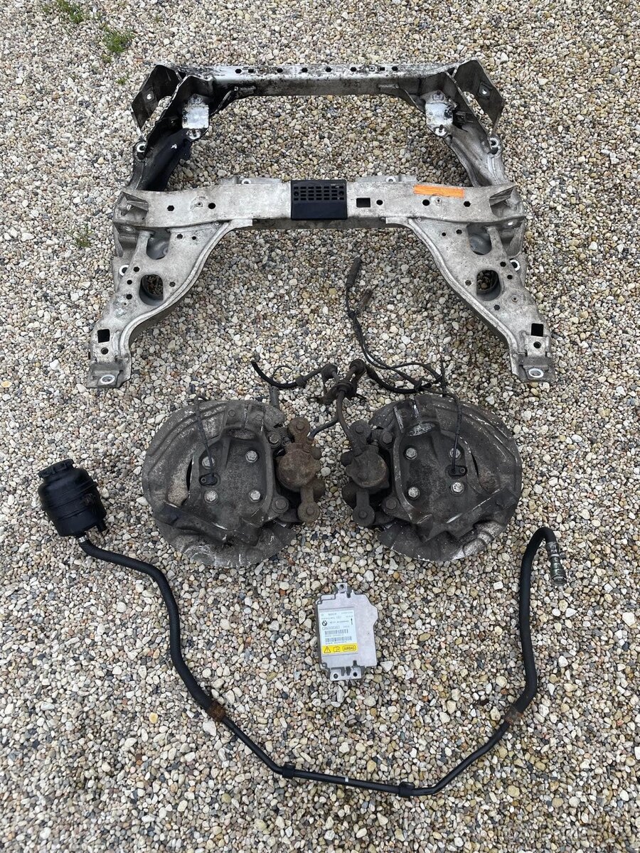 BMW e90/e87 přední nápravnice