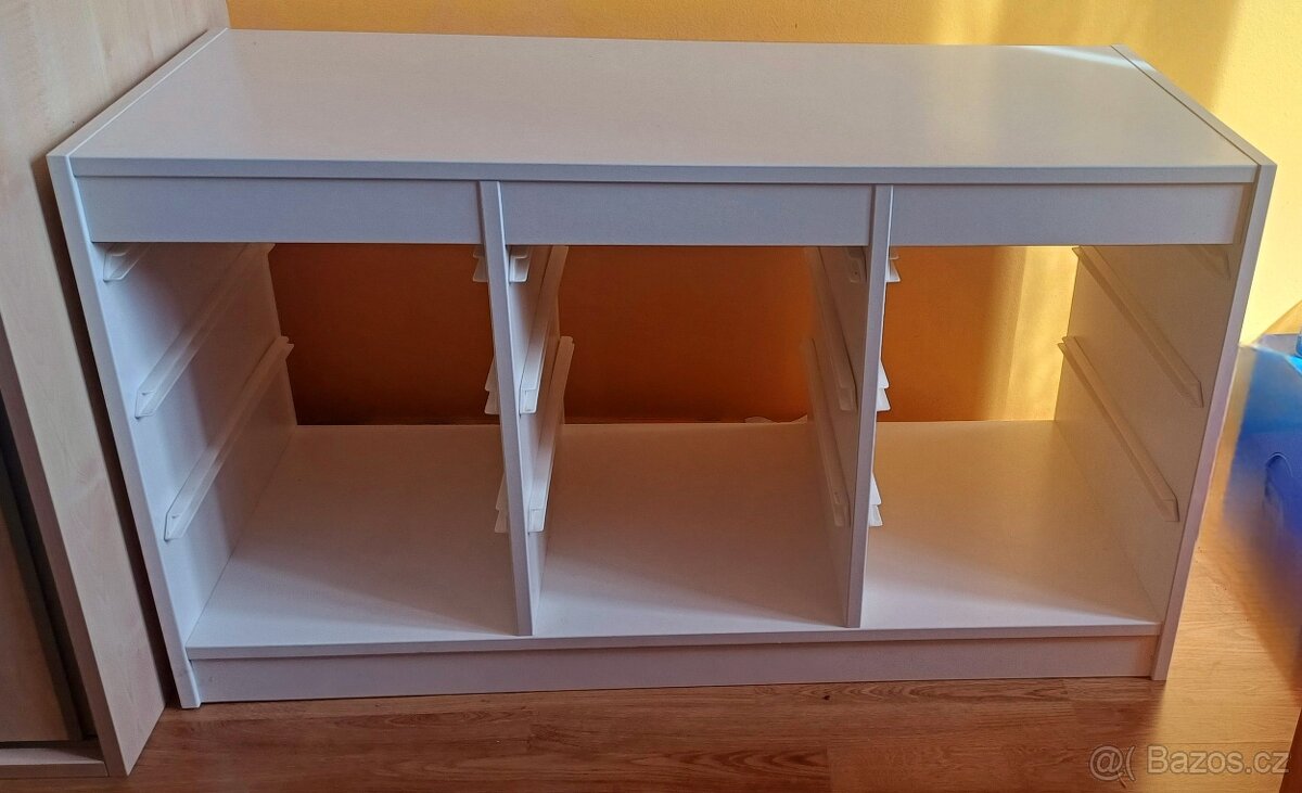 Skříňka - úložný prostor Ikea