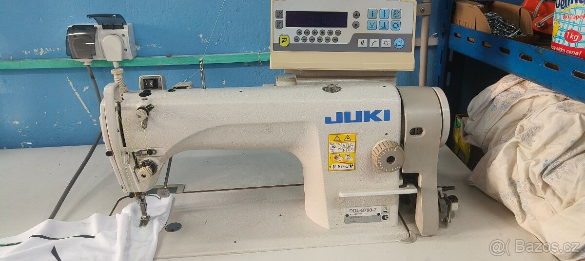 Průmyslový automaticky šicí stroj Juki 8700-7
