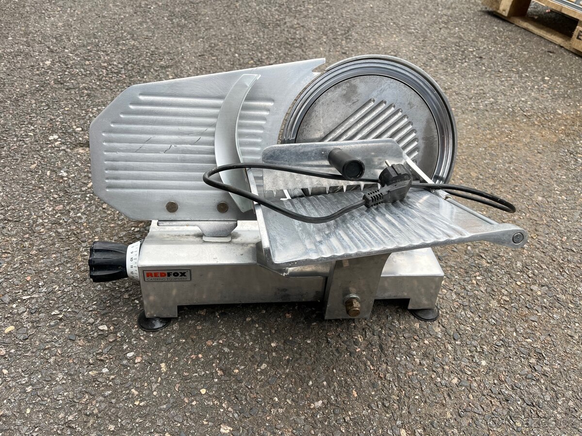 Nářezový stroj Redfox gs250