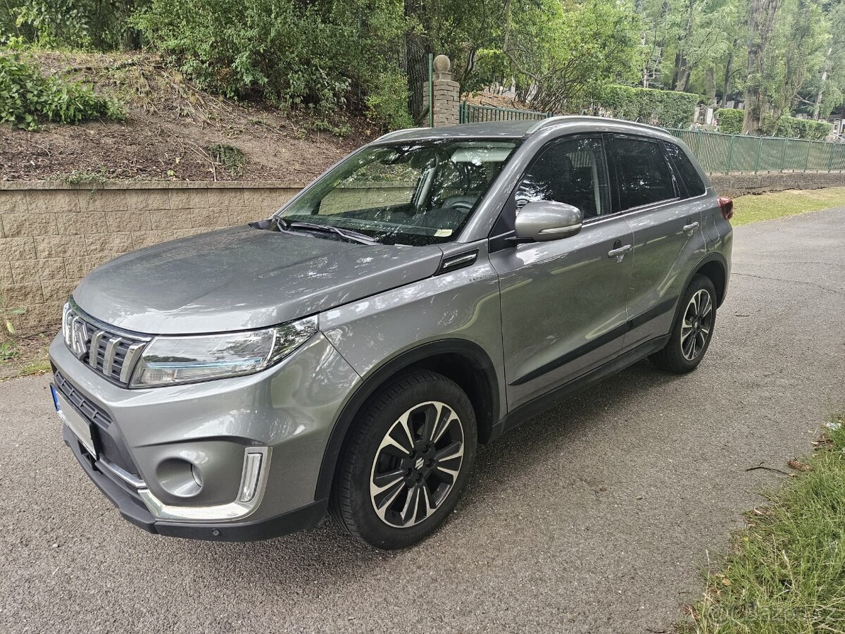 Suzuki vitara 1.4 1majitel nové v ČR 46tis km