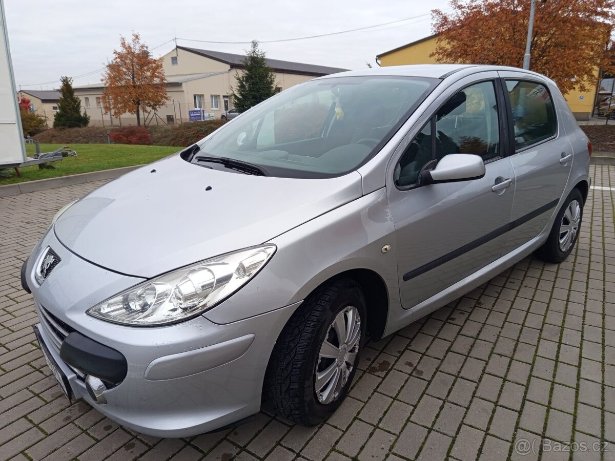Peugeot 307 1.6i 16V Nová STK climatronic