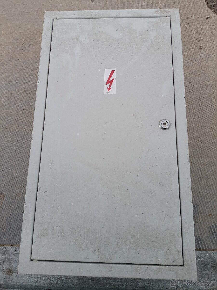 Elektro rozvaděče pod omítku