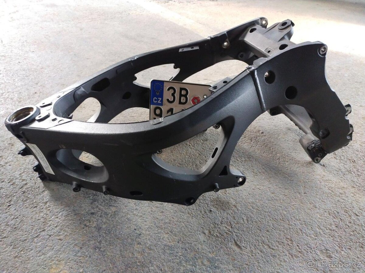 rám Yamaha YZF R6
