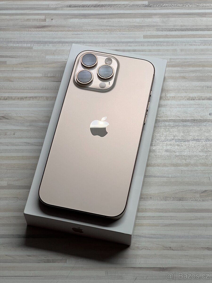 iPhone 16 Pro Max 256GB pouštní titan v záruce Alza