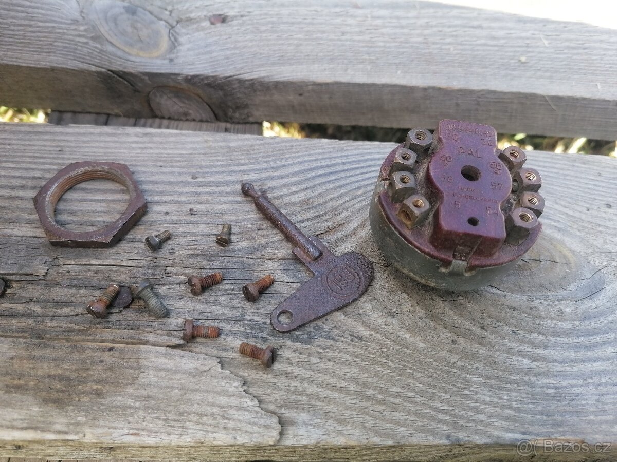 Spínacia skrinka s kľučom na Jawa, CZ, 350, 250, 175, 125