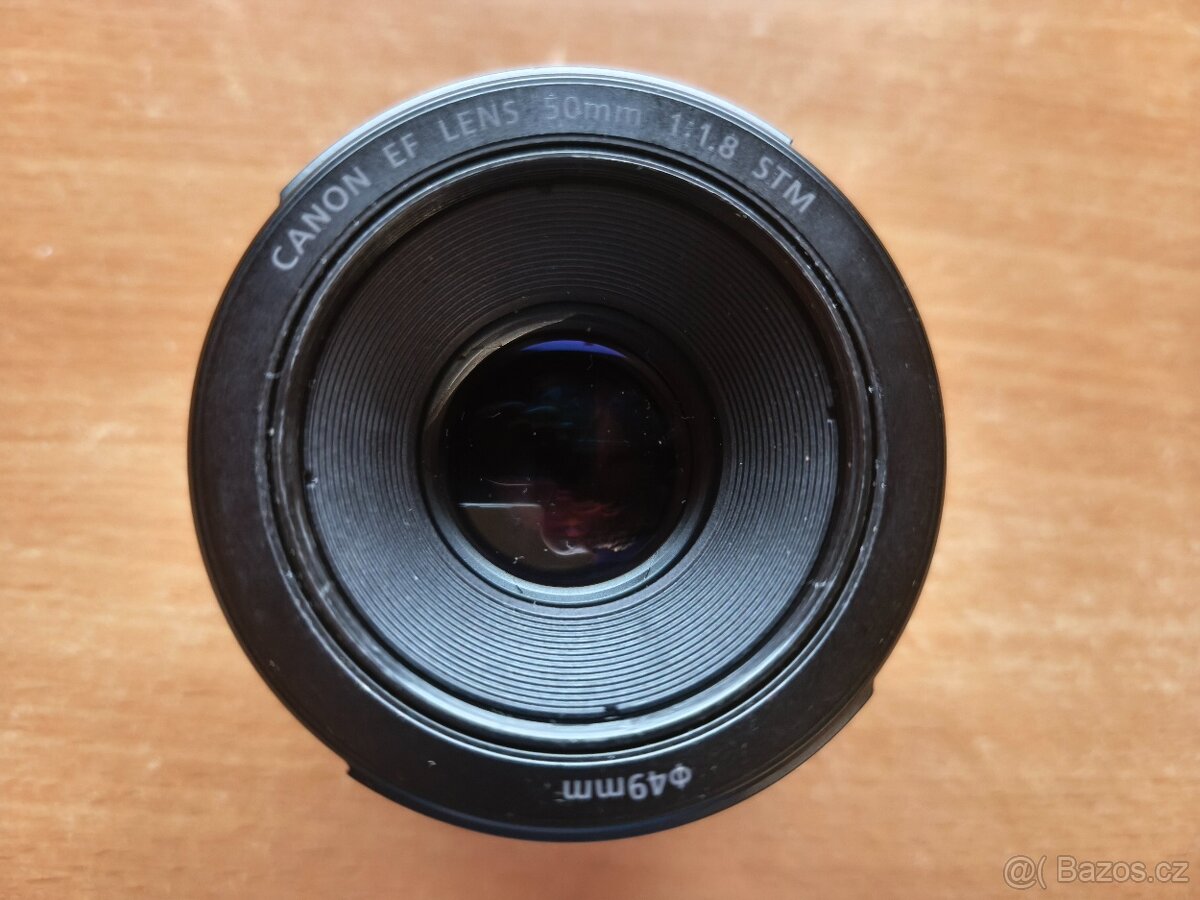 Canon EF 50 mm f/1.8 STM