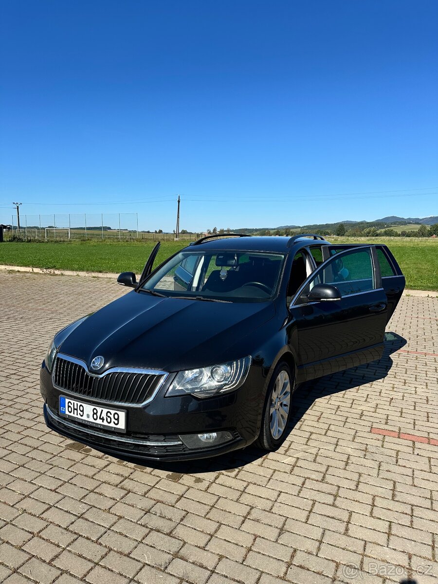 ŠKODA SUPERB II FACELIFT, DSG, XENONY, LED SVĚTLA