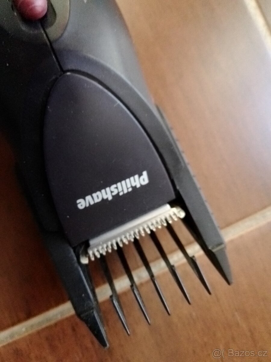 Stříhací strojek Philips