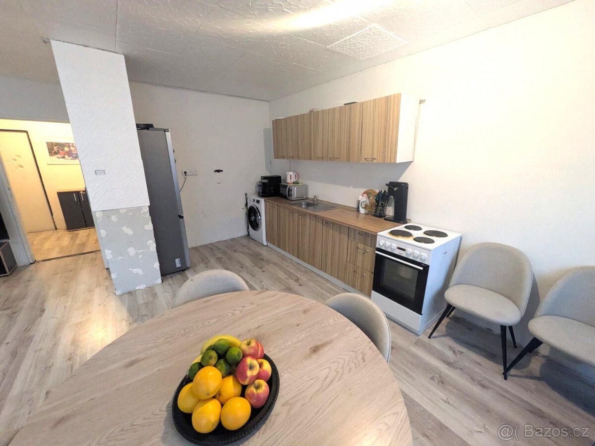 Prodej bytu 3+1 s lodžií, Františka Malíka 995/8, Most