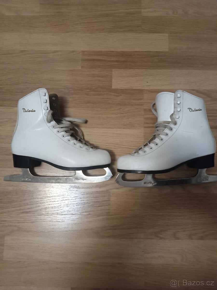 Dámské lední brusle vel. 41 EU
